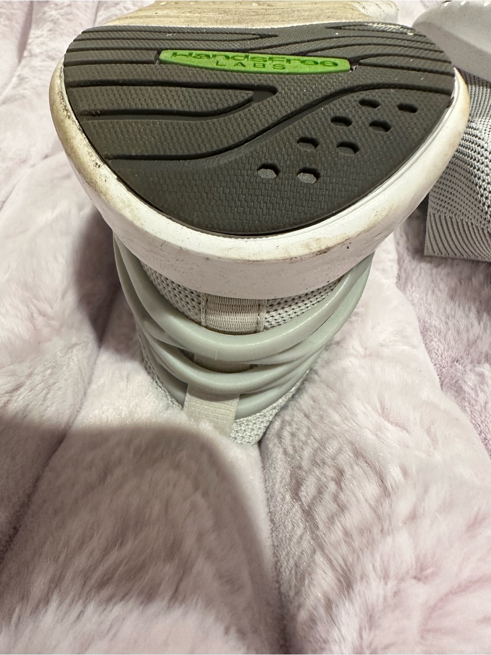 KIZIK 8.5 WIDE Women’s Light Gray Slip-On Knit Sneakers - Picture 7 of 13